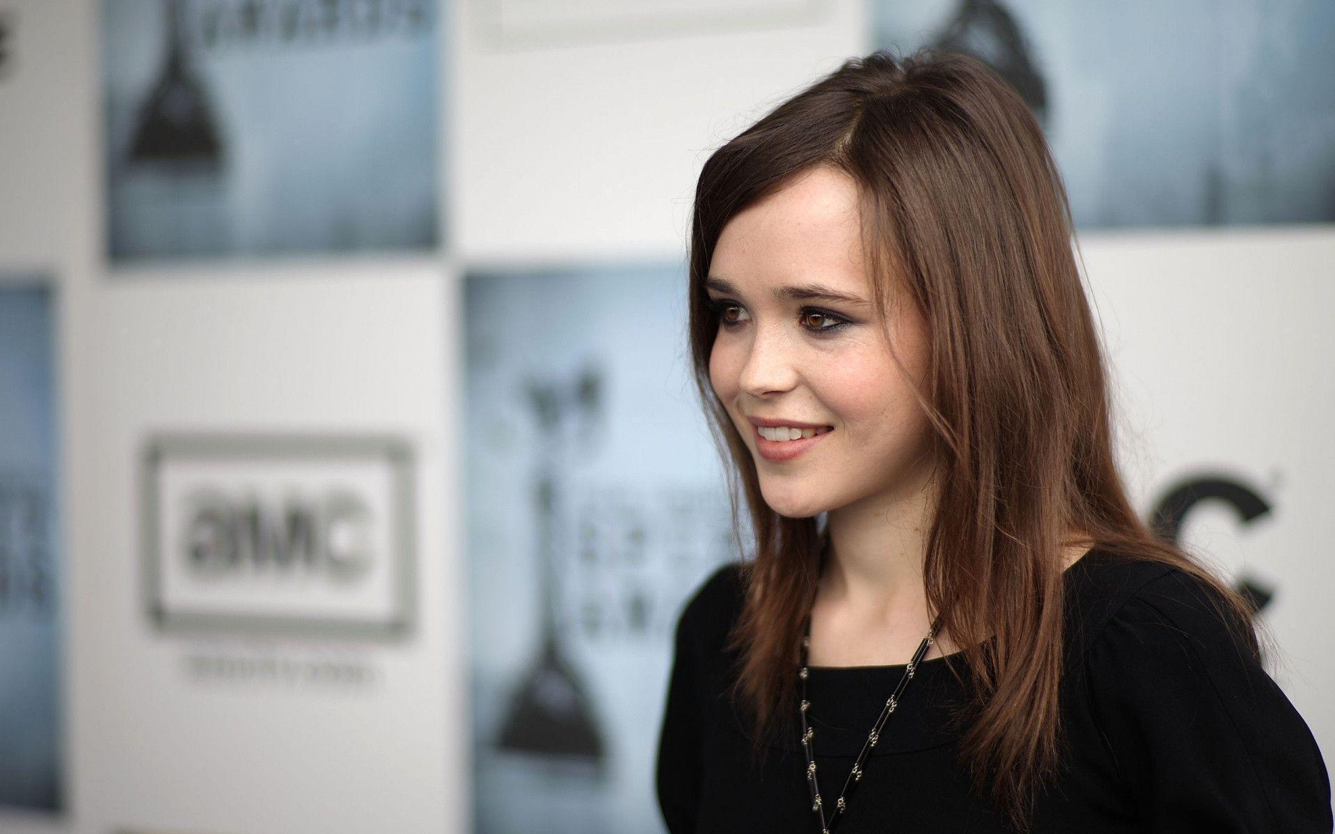 Ellen Page Sweet Girl Wallpaper HD Free Downlo Wallpaper