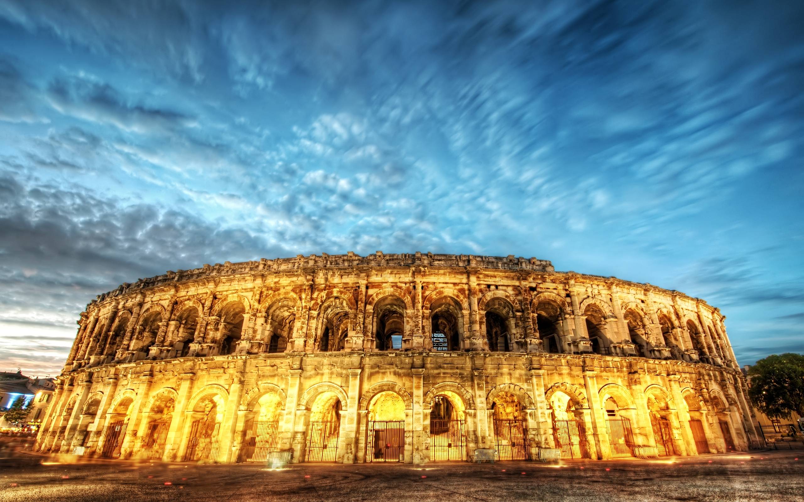 Download Colosseum Wallpaper 2560x1600