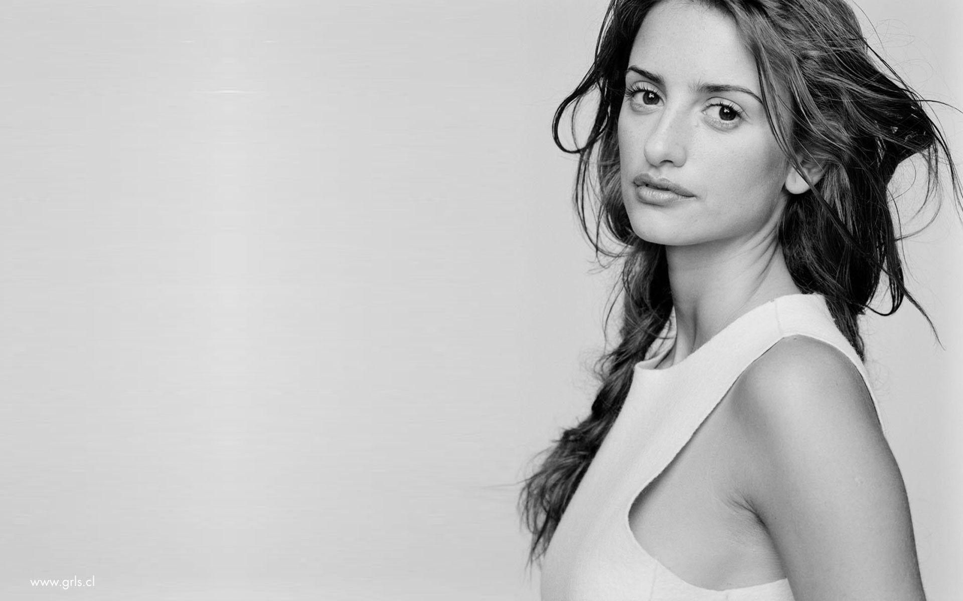 Penelope Cruz HD P Picture Wallpaper