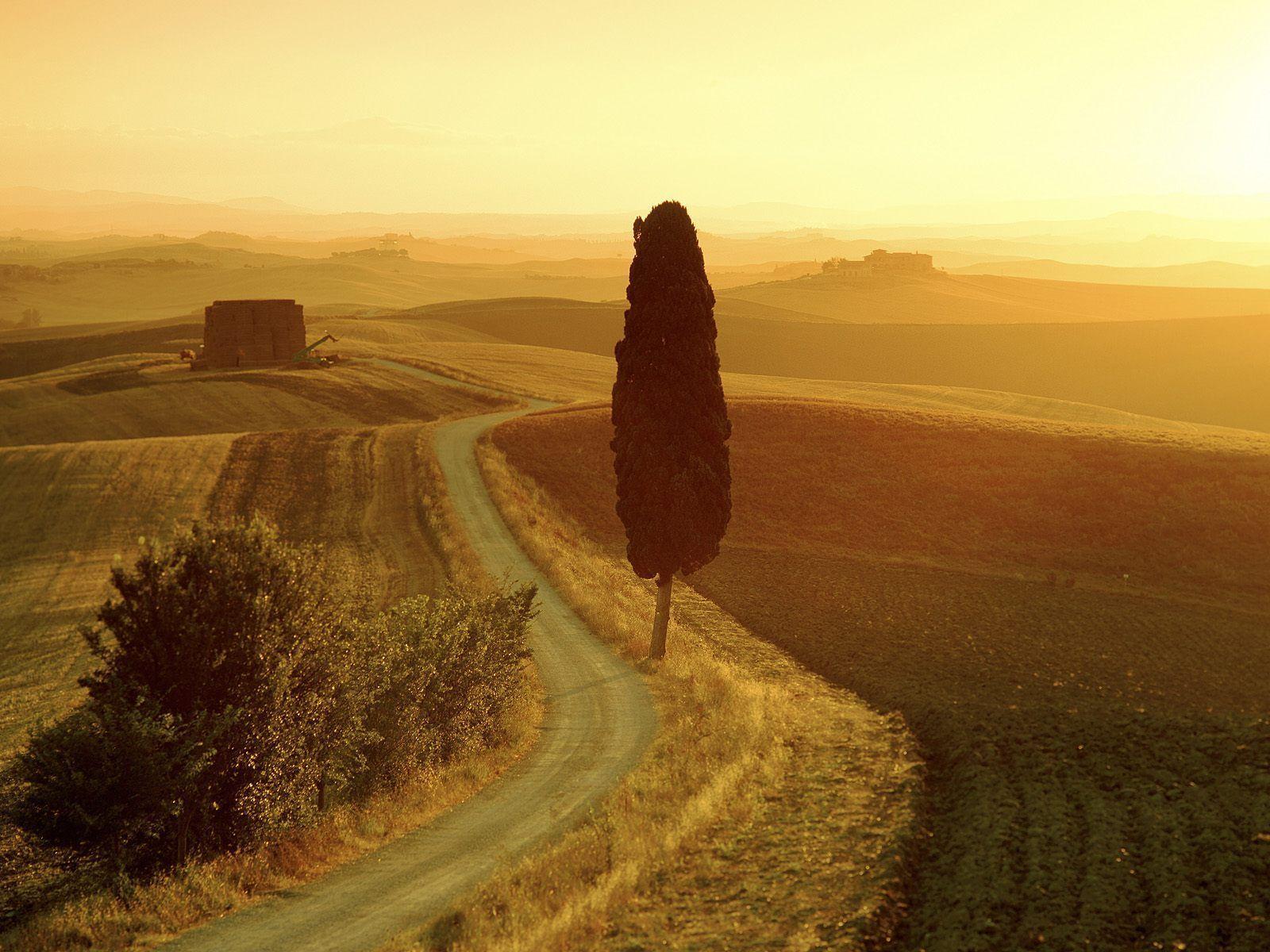 tuscany image