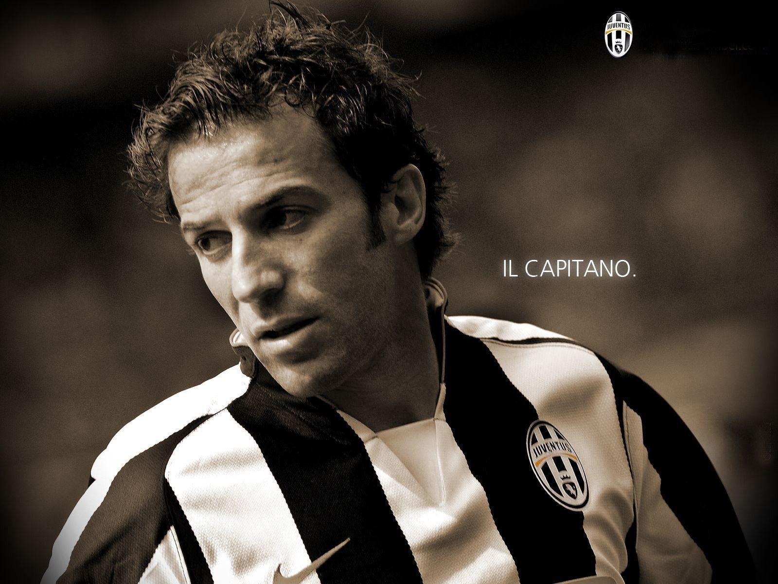 Alessandro Del Piero Juventus jersey black and white photography