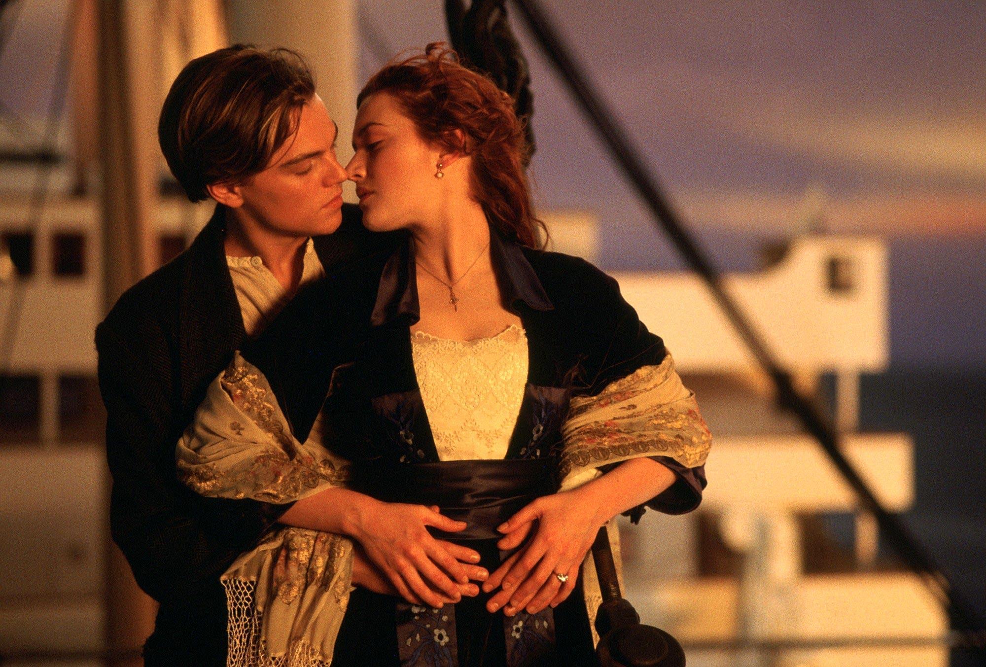 Titanic Romance HD Wallpaper