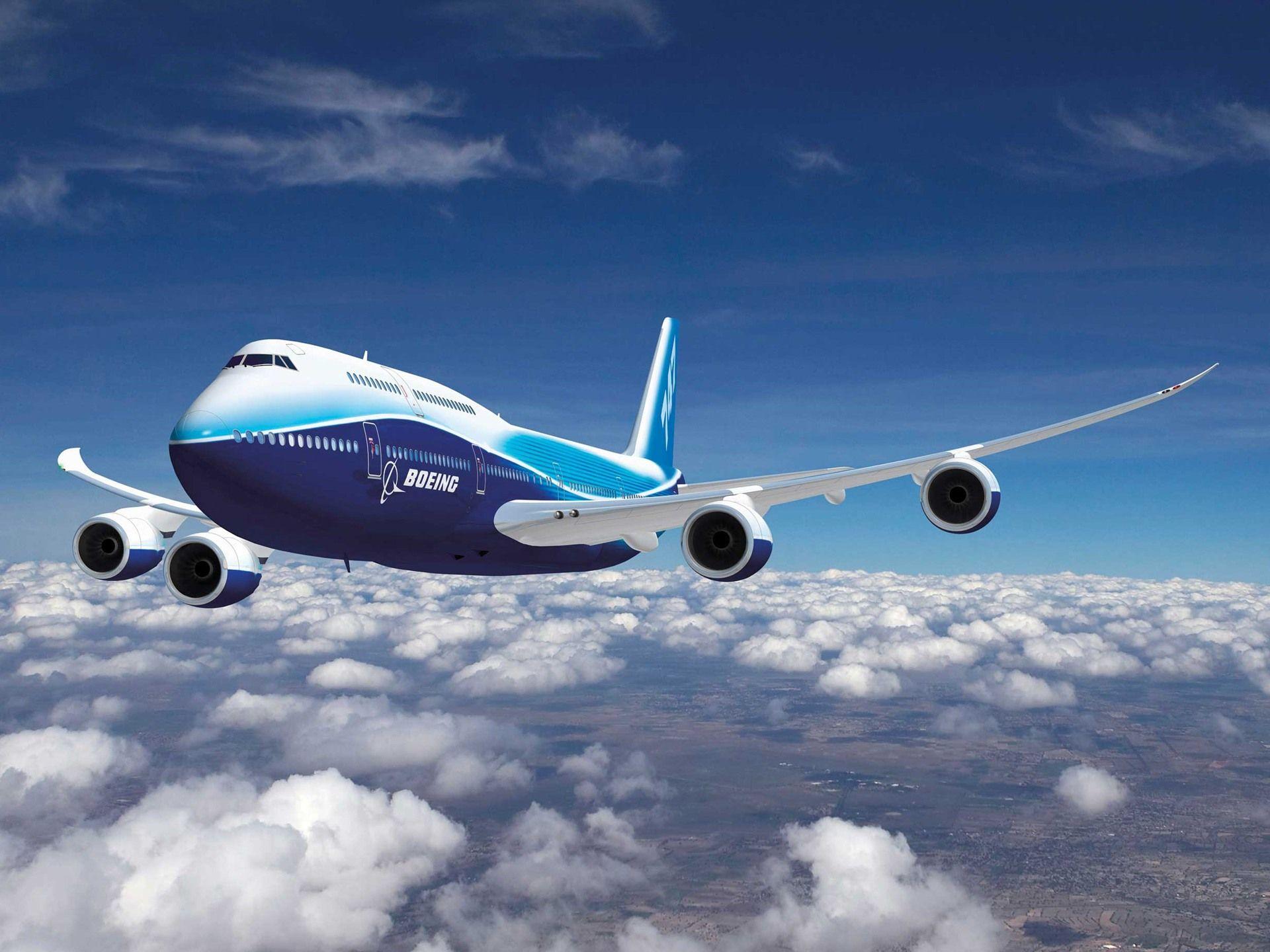 Boeing 747 8 Intercontinental Desktop Wallpaper