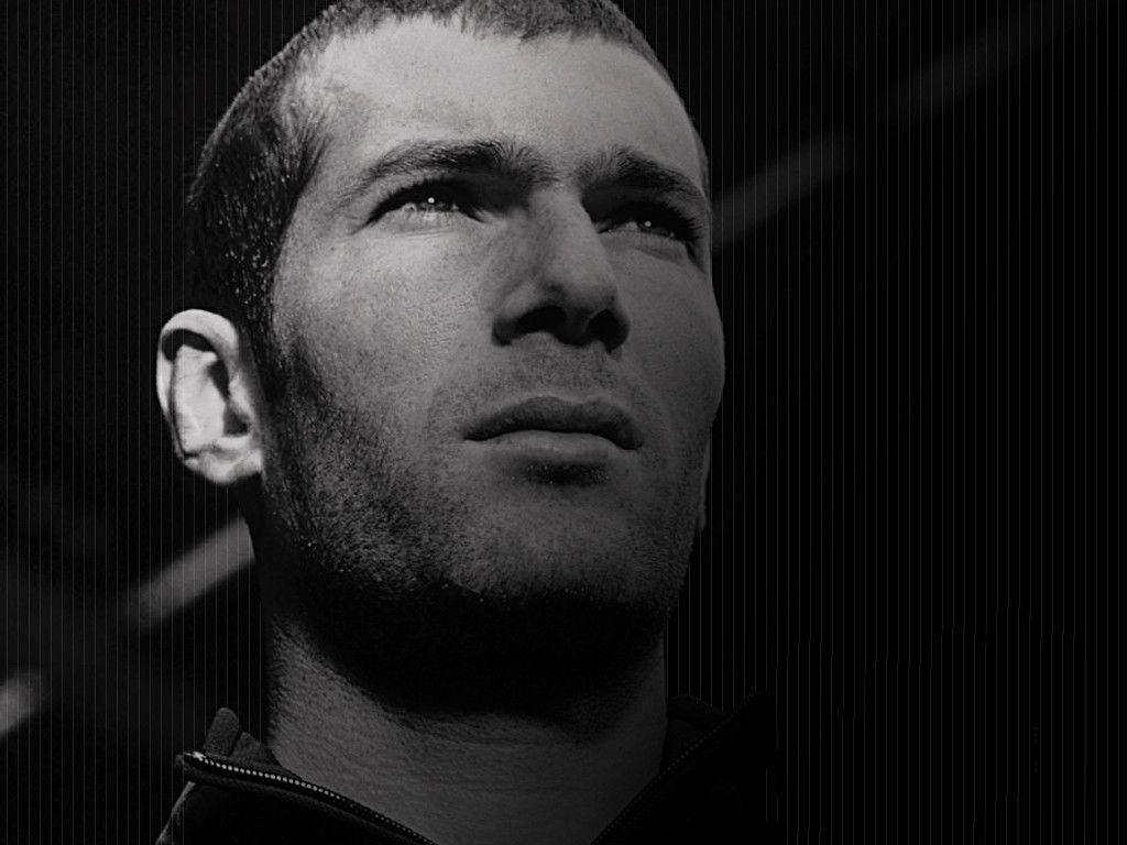 Zinedine Zidane in Black and White Wallpaper Wallpaper 57829