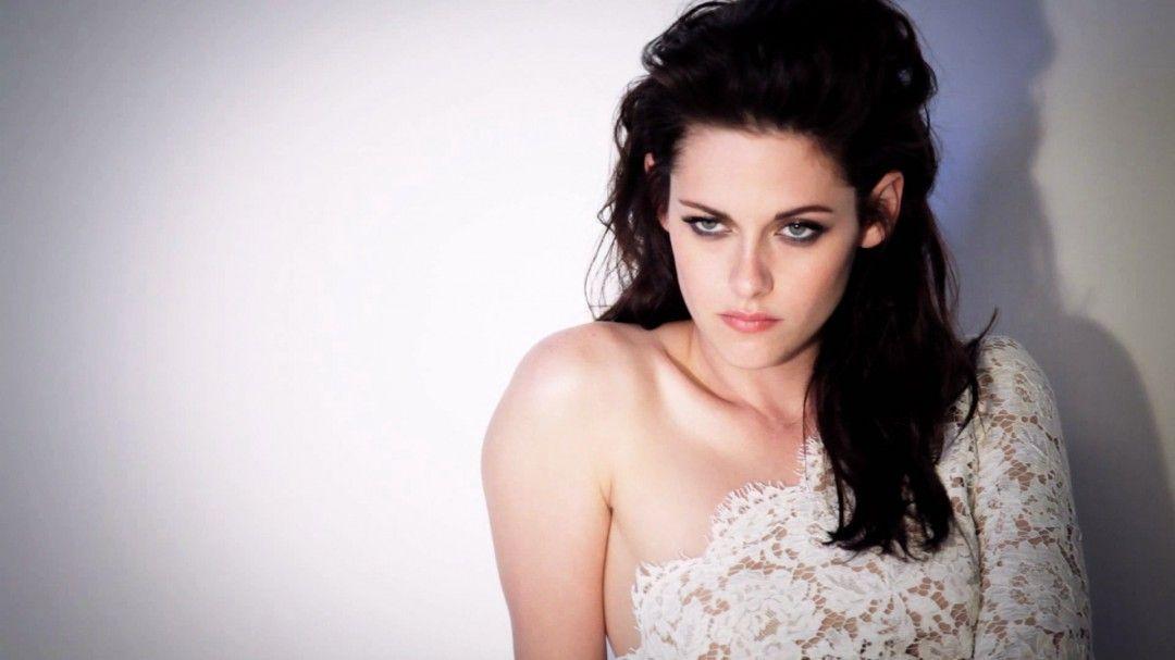 kristen stewart widescreen wallpaper News Updates