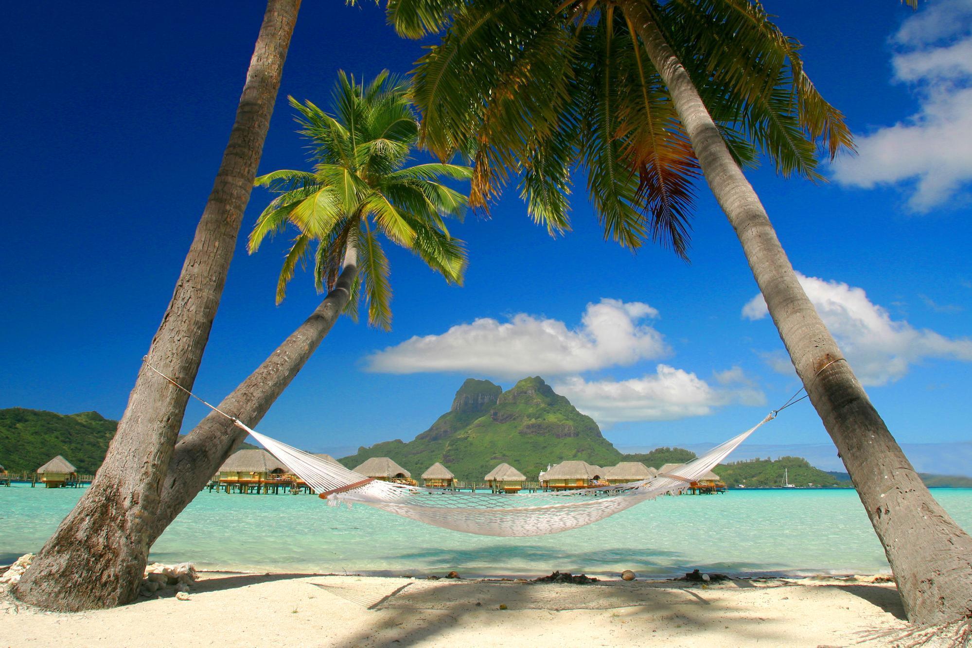 Summer Tropical Island HD Wallpaper. Free HD 3D Desktop Wallpaper