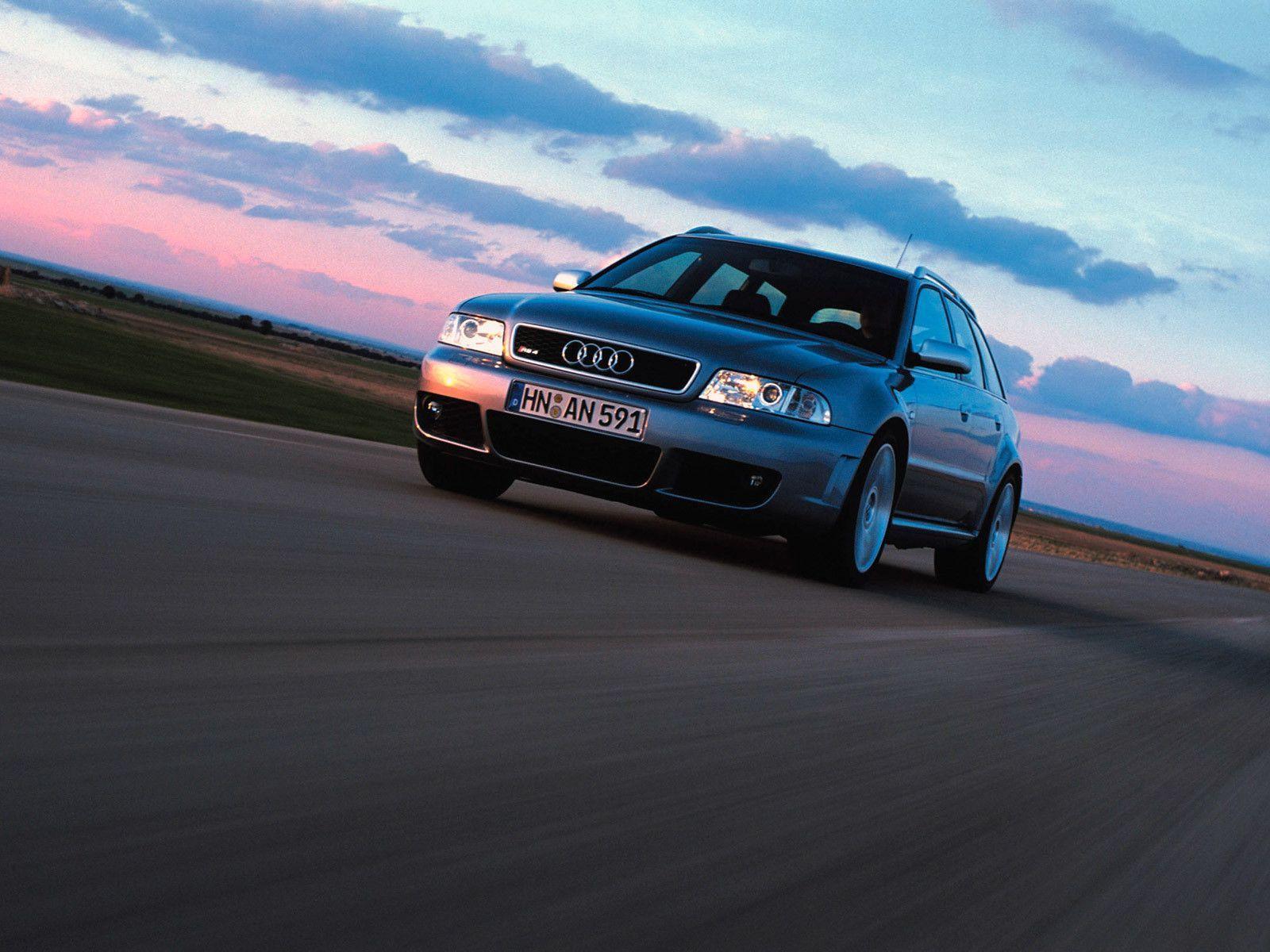 Audi RS4 Wallpaper Wallpaper 49562