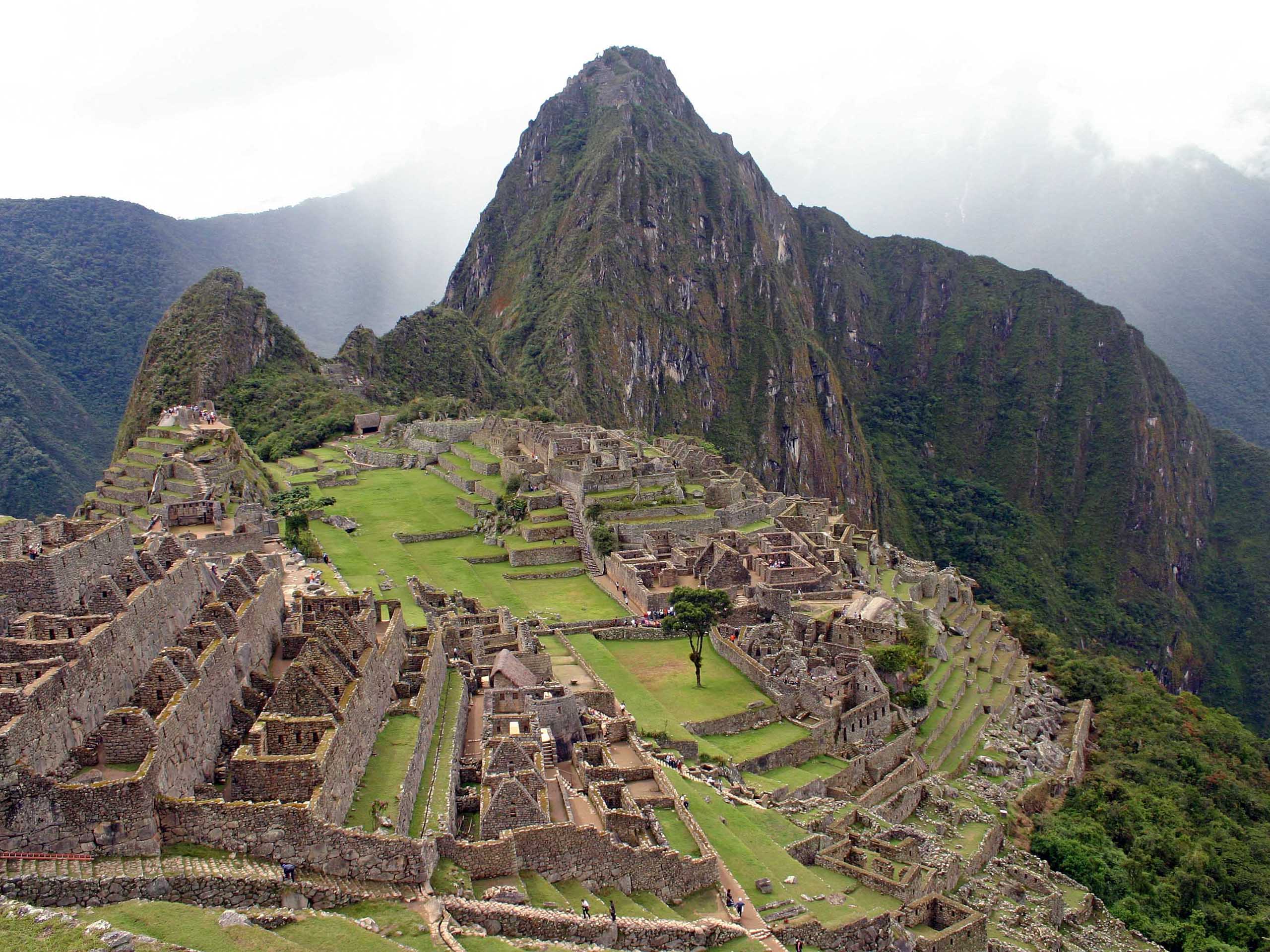 Machu Picchu Widescreen Wallpaper