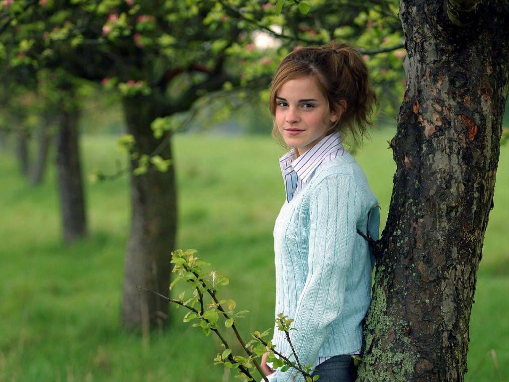 Emma Watson Wallpaper 26 Background. Wallruru
