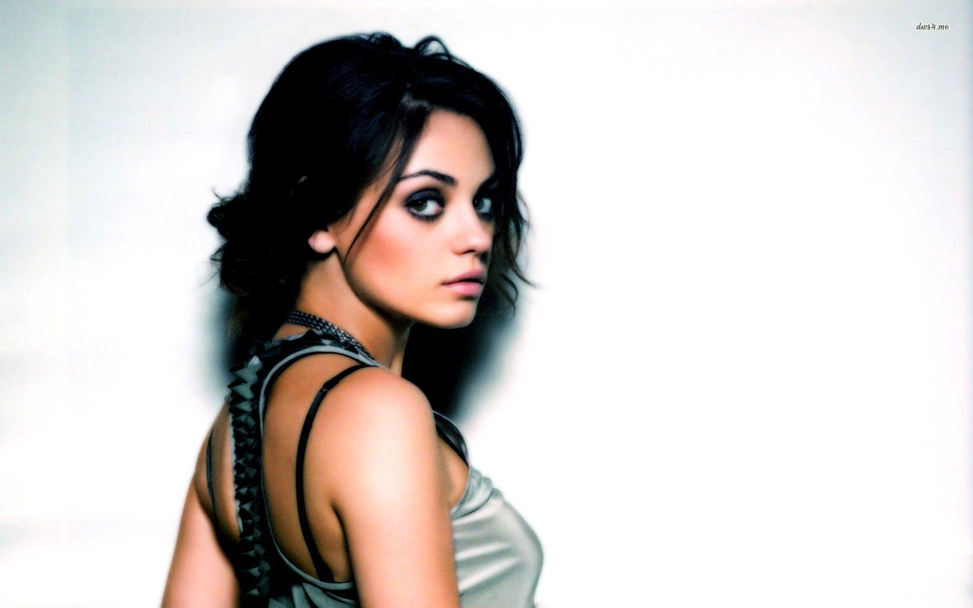 Mila Kunis Wallpapers - Wallpaper Cave