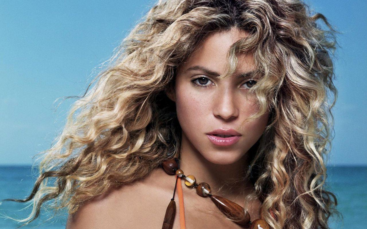 Shakira HD Wallpaper and Background