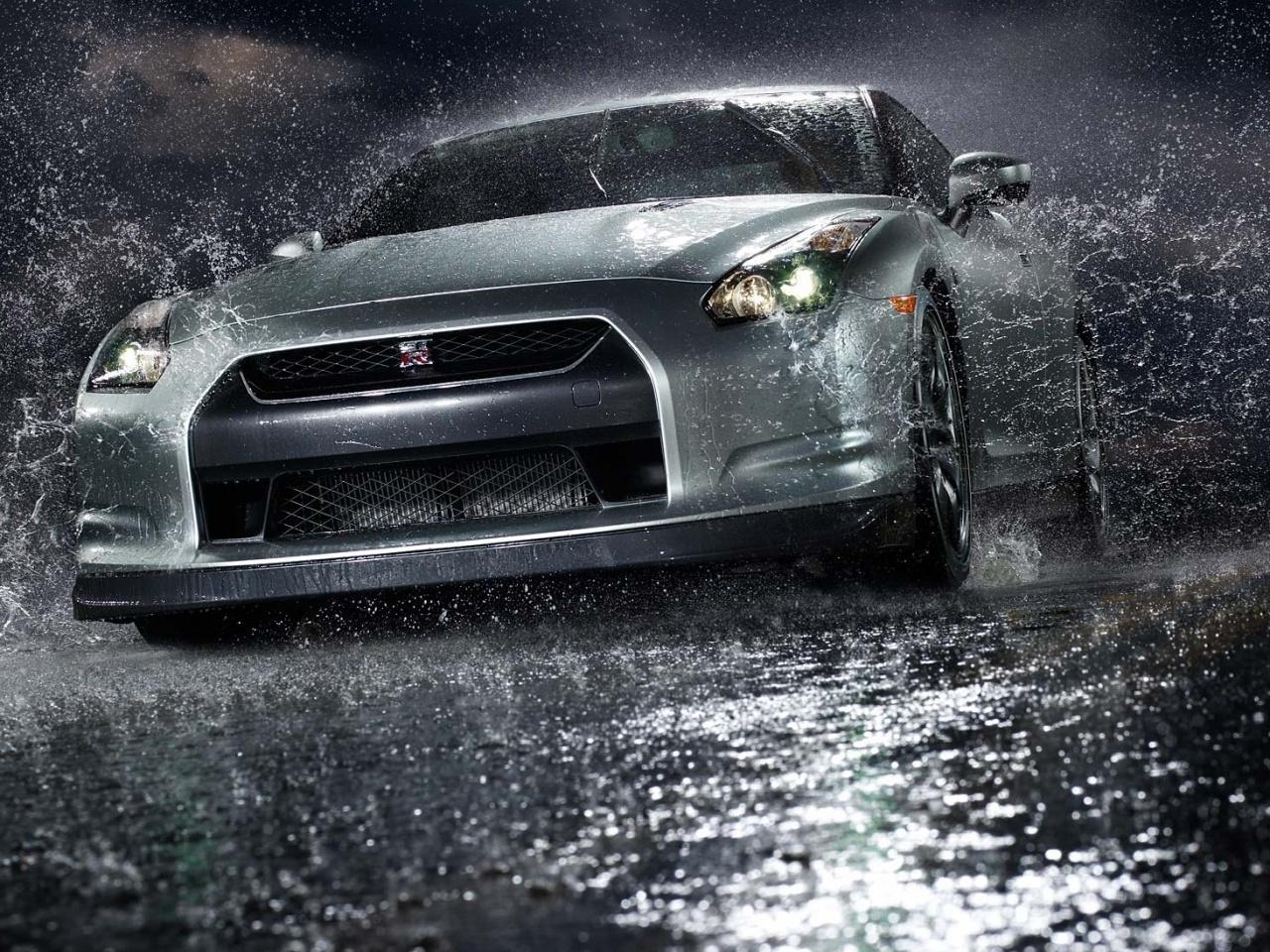 Nissan Skyline GTR Rain Wallpaper