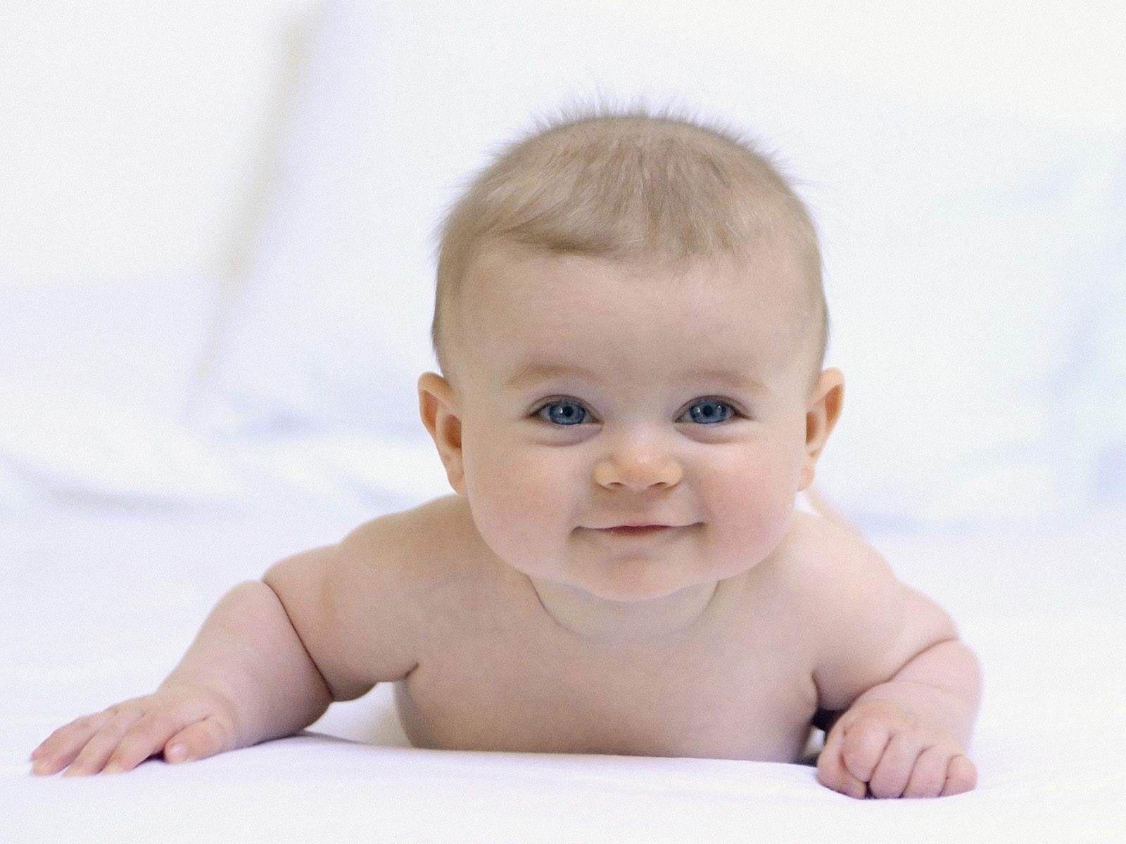 sweet smiling babies wallpapers