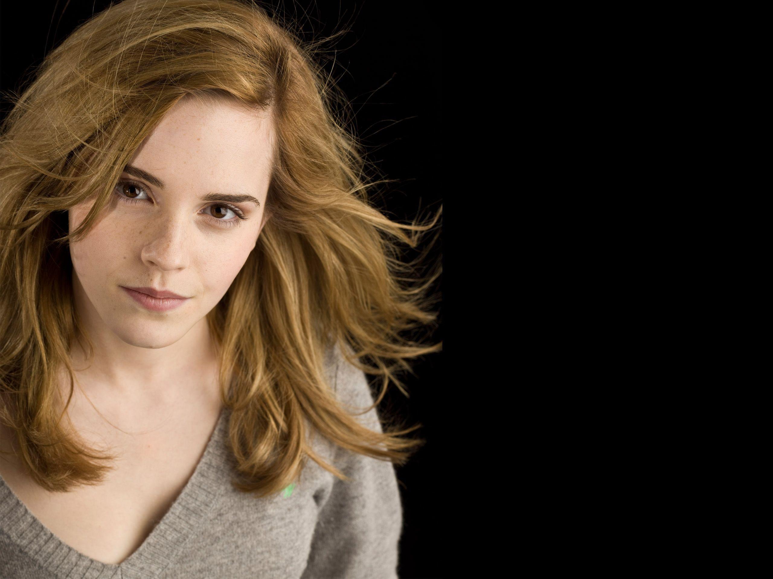 Emma Watson Beautiful HD Wallpapers