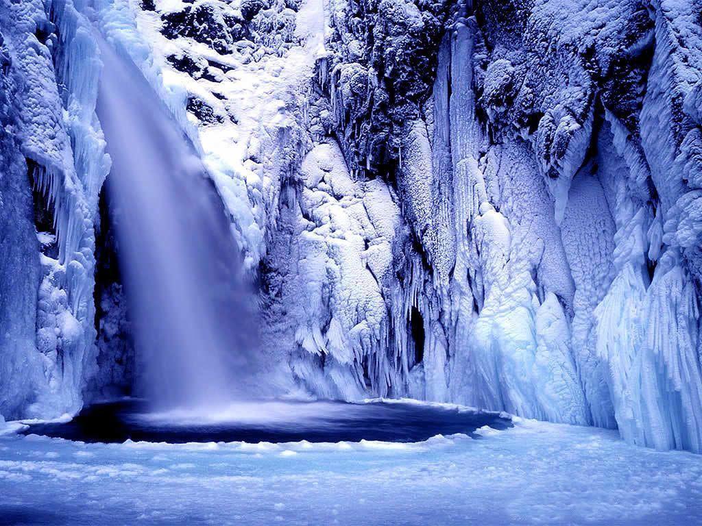 Winter&;s Seasons Wallpaper