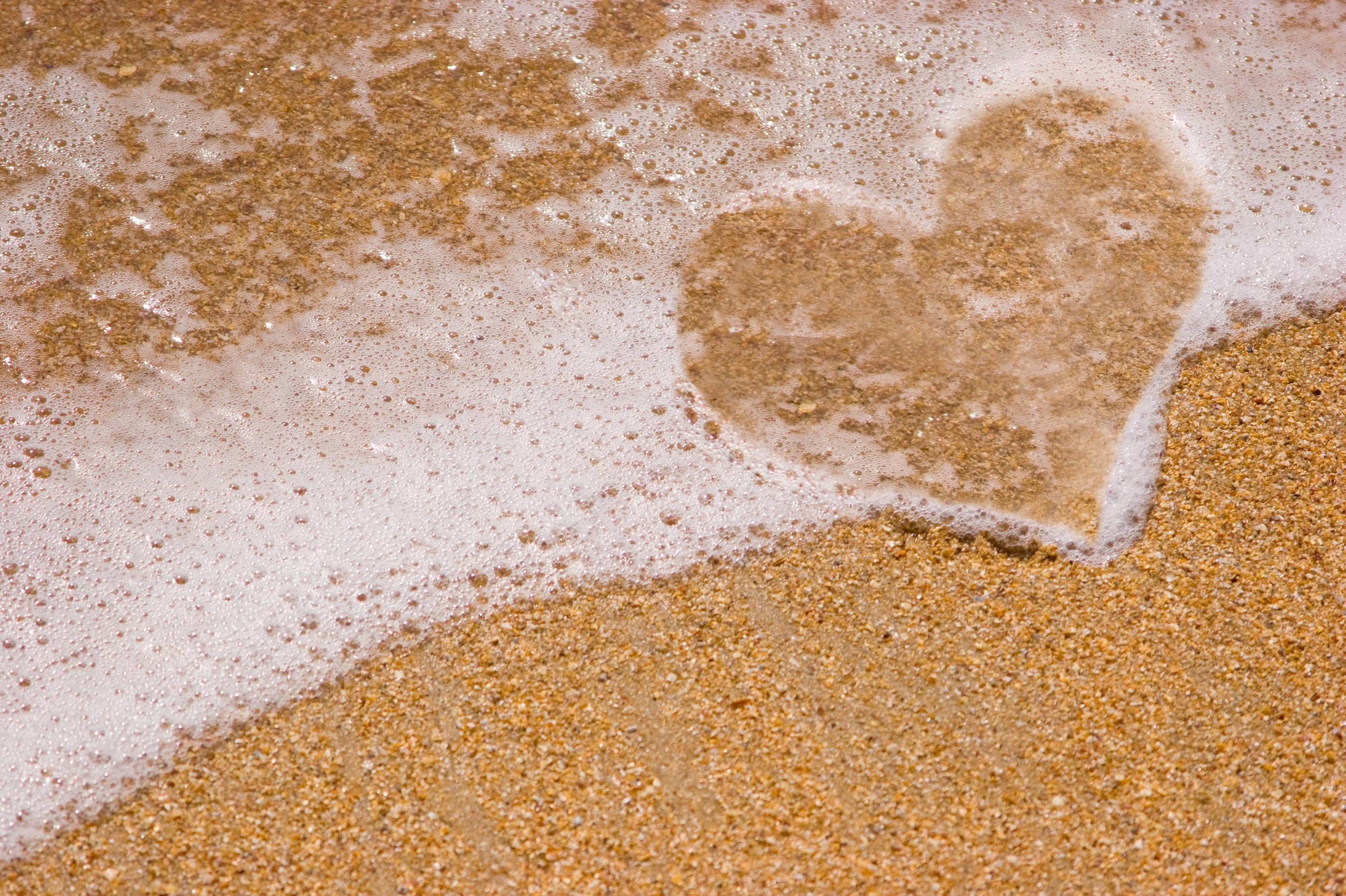 Love Beach Sand Foam, Love Wallpaper