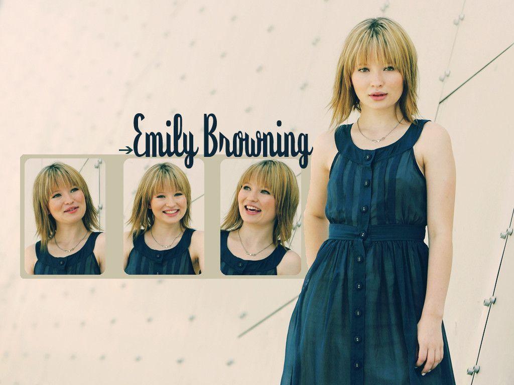 Emily Wallpaper Browning Wallpaper