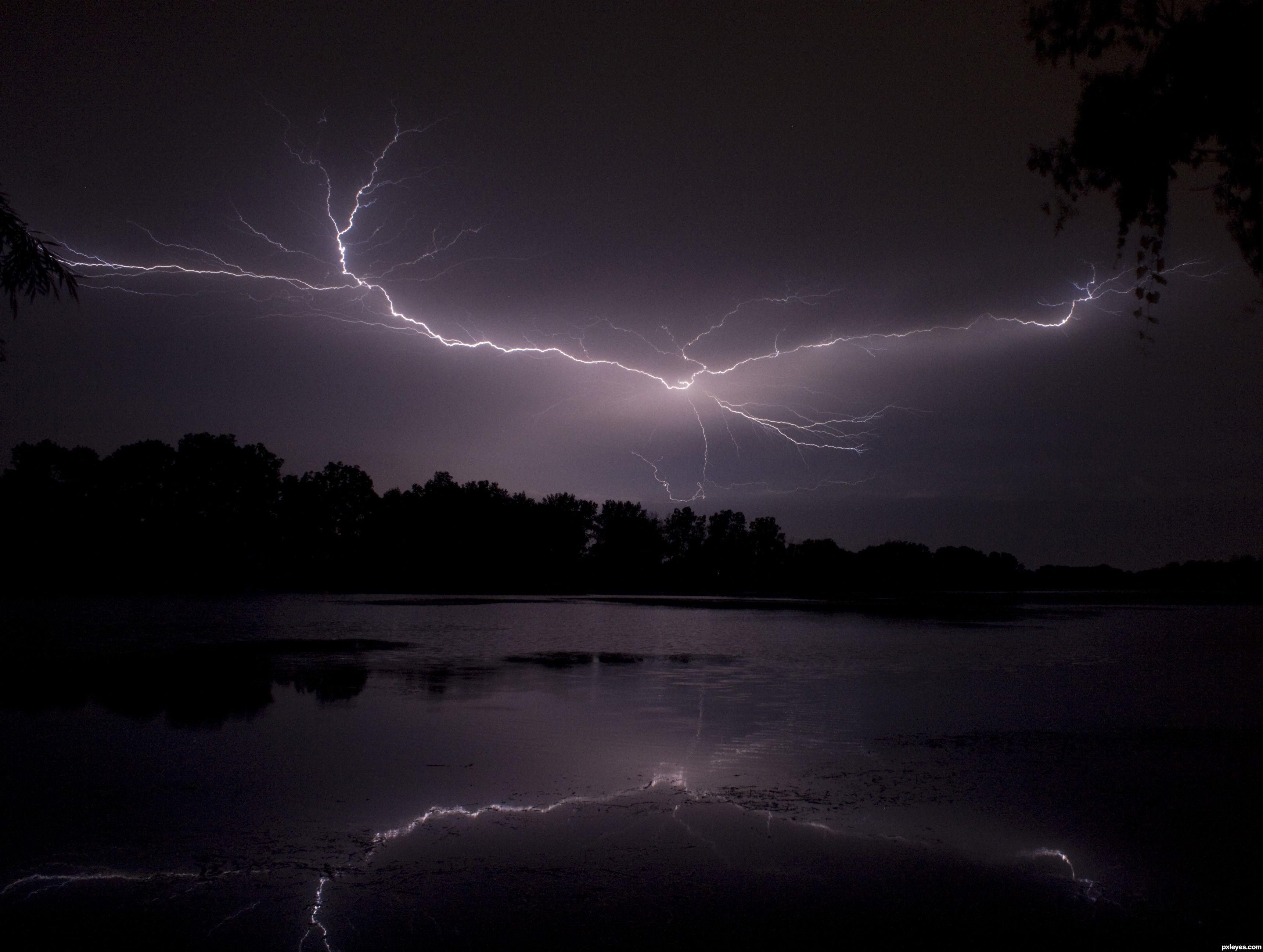 Lightning Bolts Photography Contest