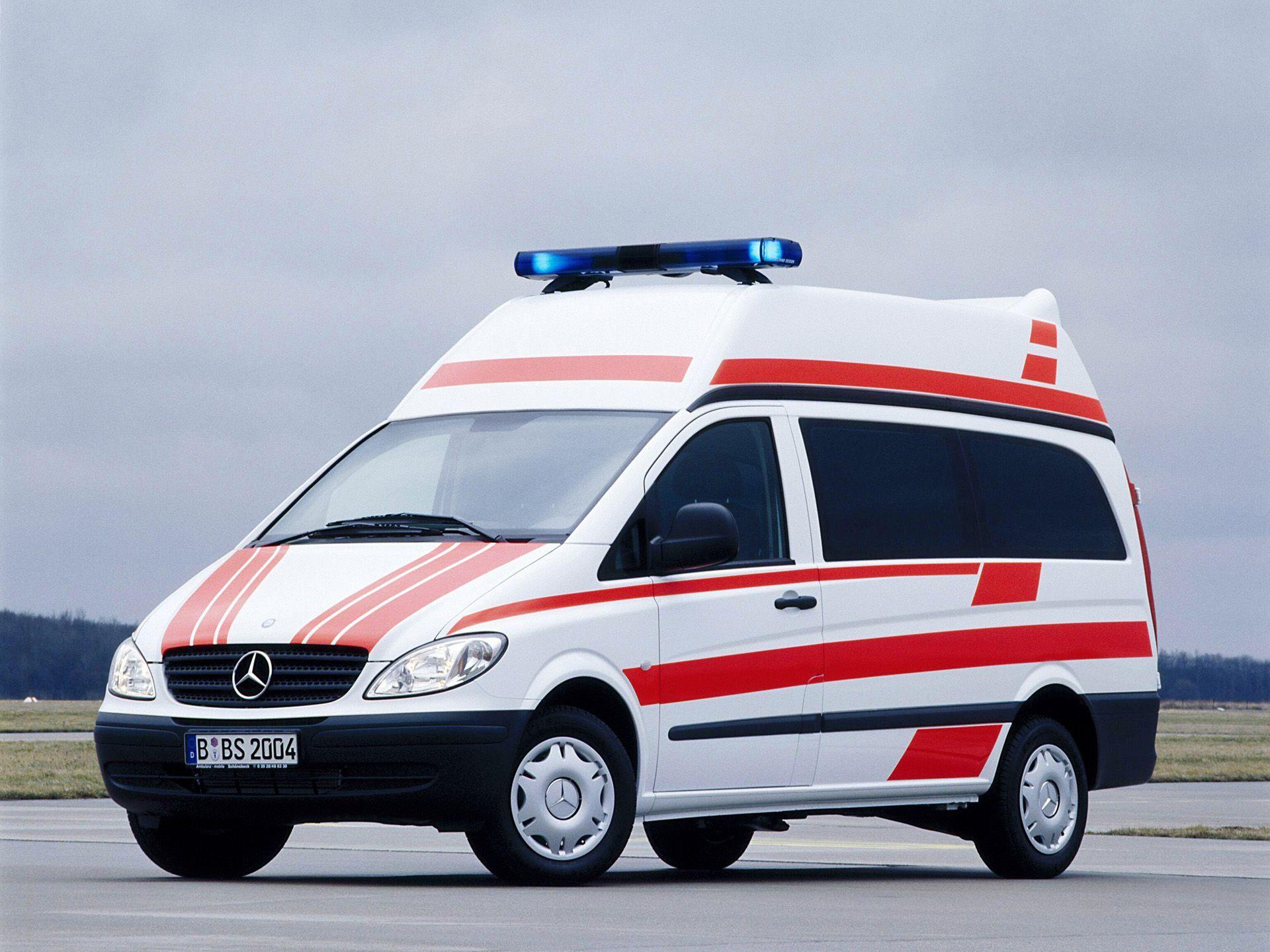 Mercedes Benz Vito Ambulance W639 emergency wallpaper
