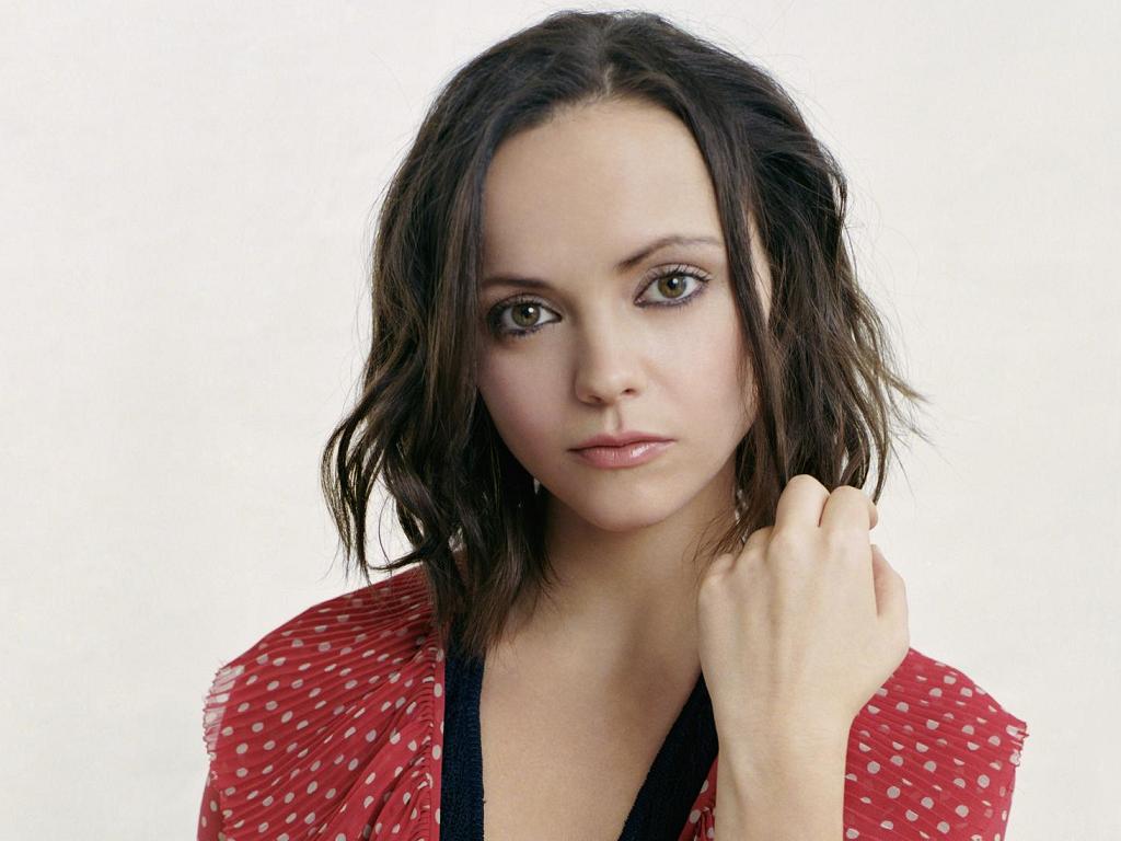 Christina Ricci Wallpapers - Wallpaper Cave