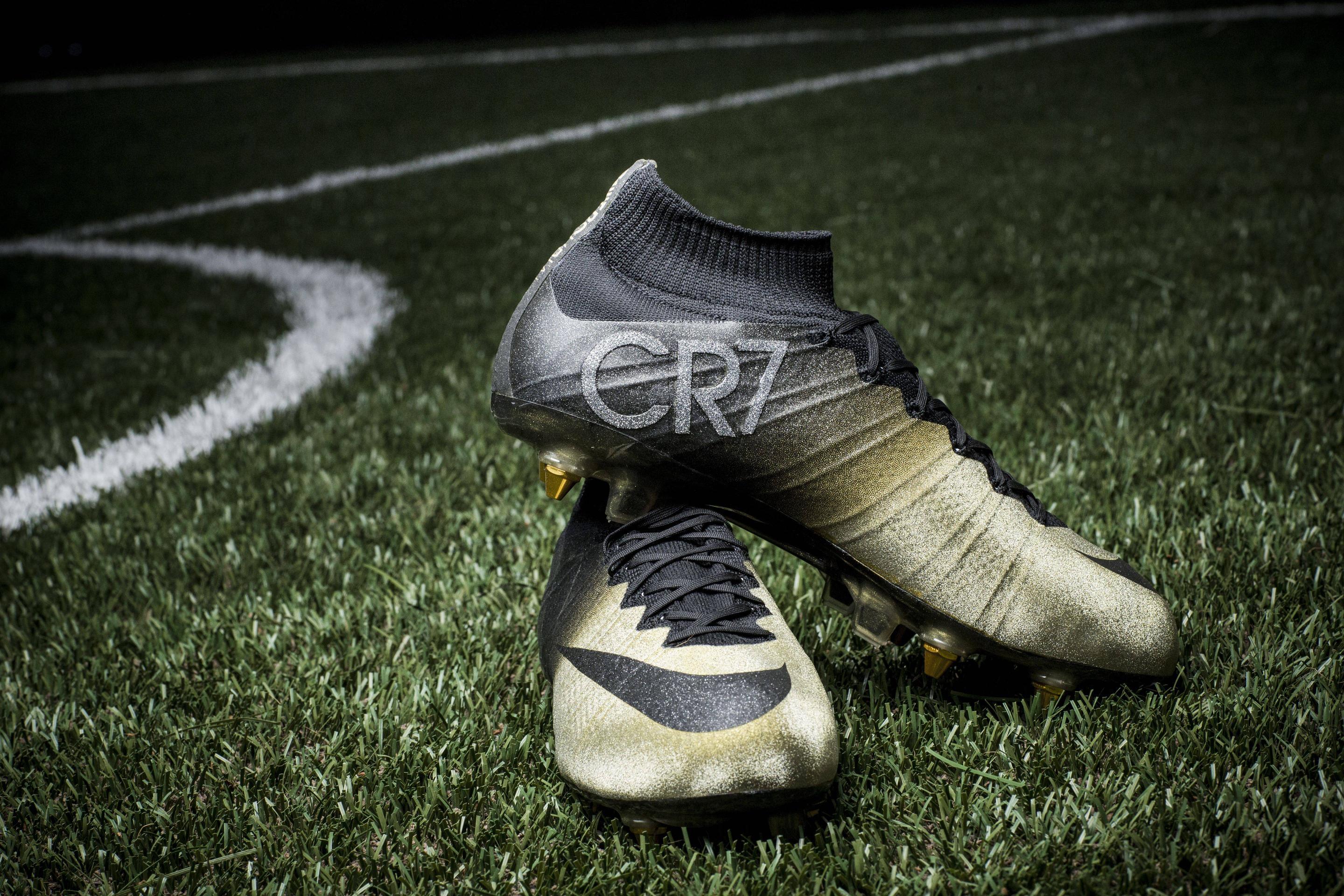 Nike celebrate Ronaldo&;s new Golden Ball with a pair of new golden