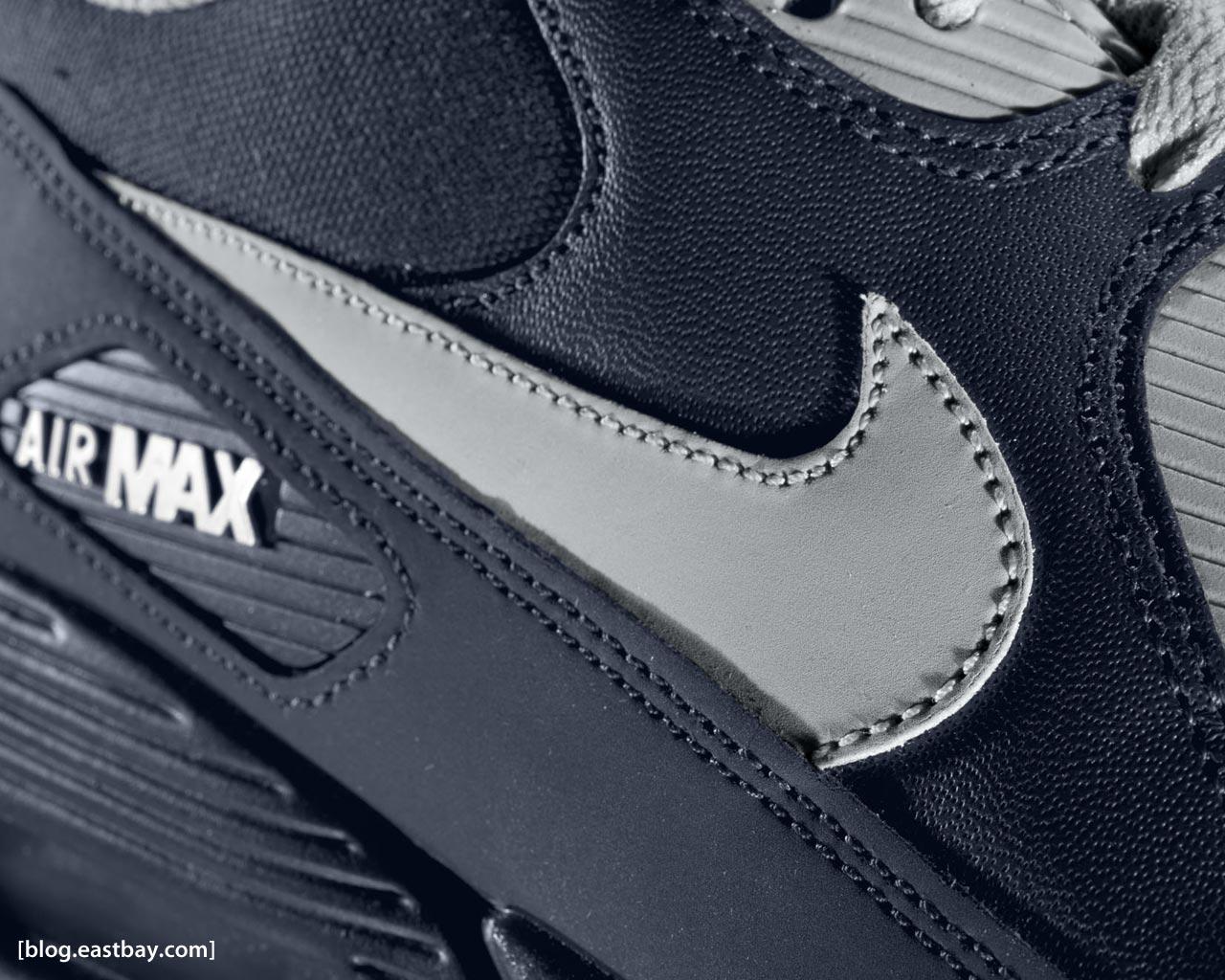 Wallpaper: Nike Air Max 90 Sneak Peek