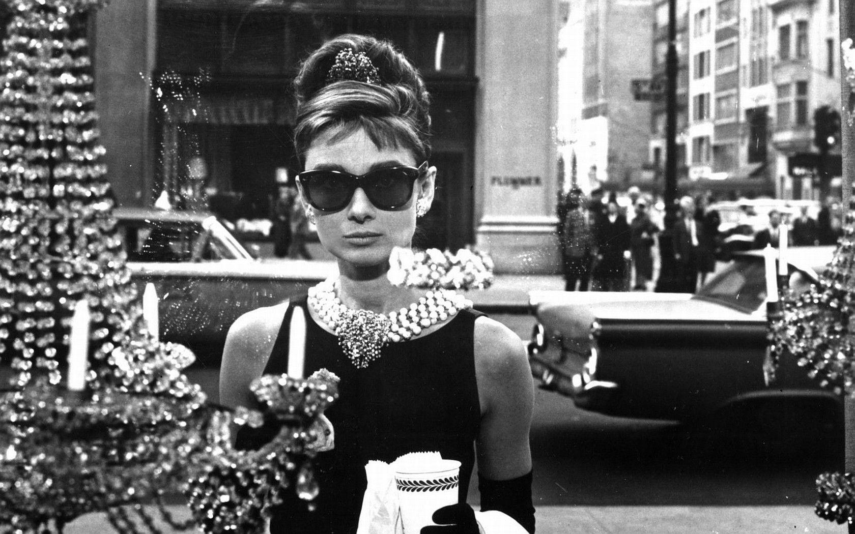 Audrey Hepburn HD Wallpaper. HD Wallpaper Picture