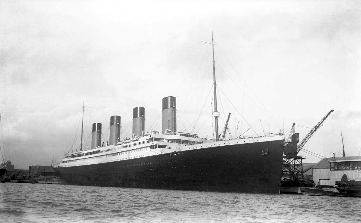 RMS Titanic Irish Photo, Stock Image, Desktop Background