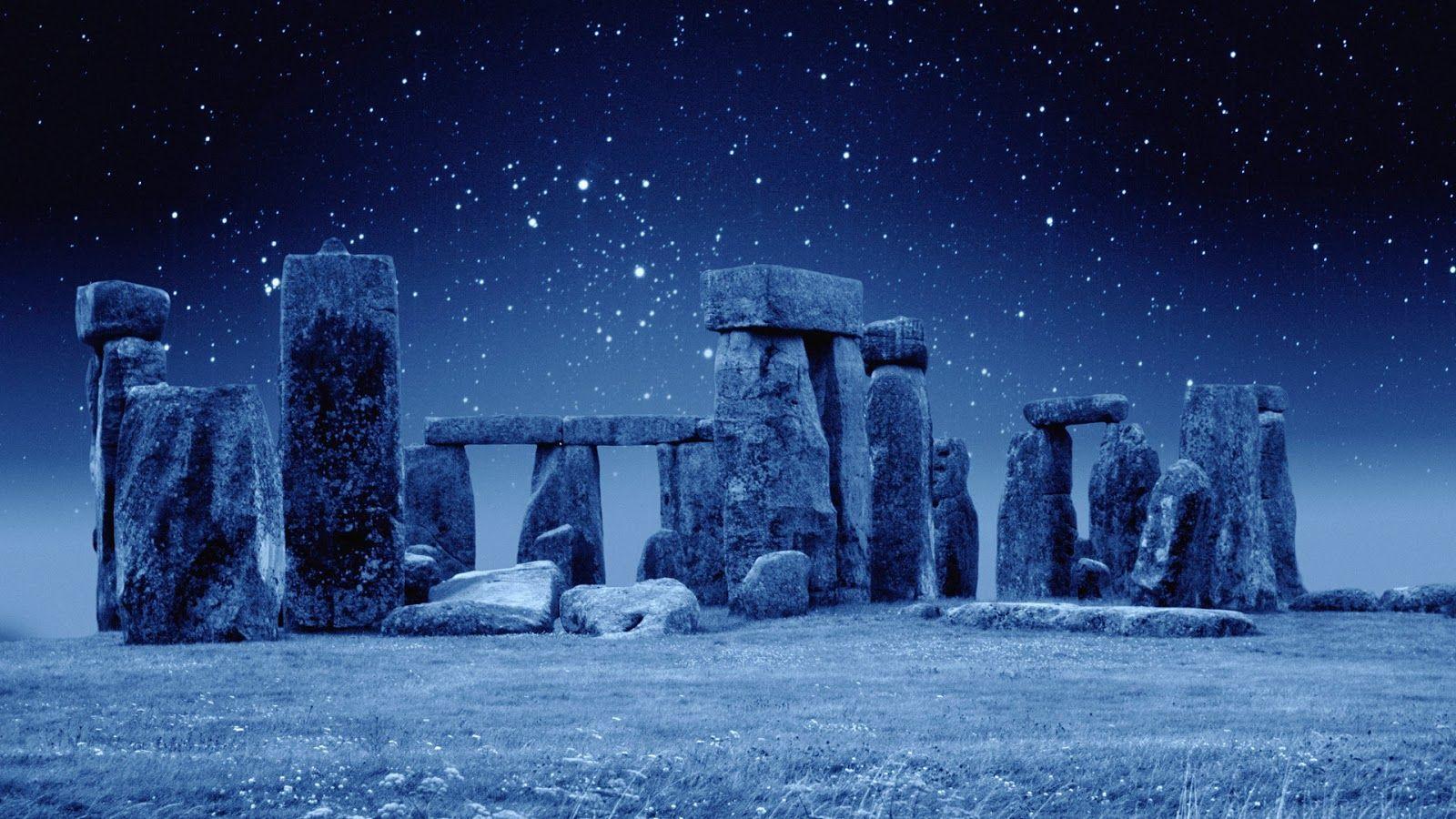 the Art of 12: WINTER SOLSTICE, December 2013: Stonehenge &;was