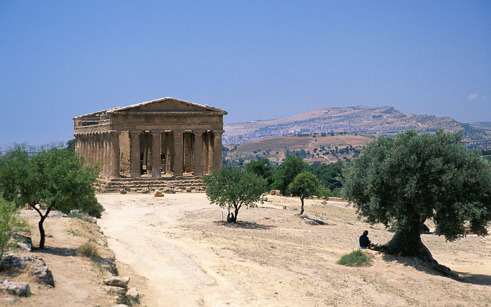 Temple of Concordia Agrigento, Sicily, Italy widescreen wallpaper