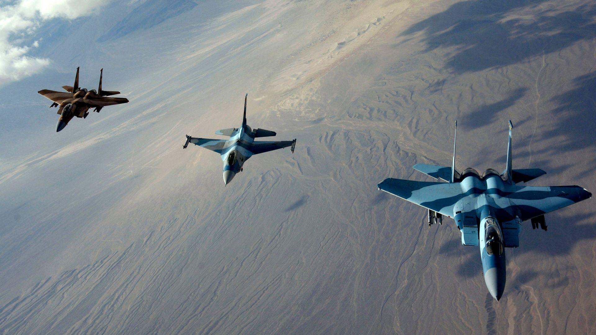 THREE JET FIGHTER Wallpaper