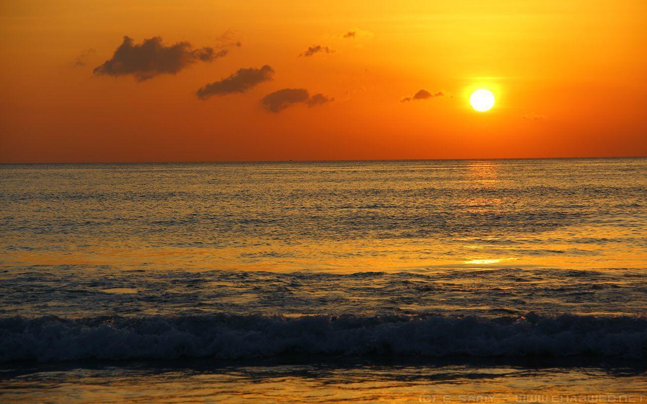 Sunset on Karon Beach Beach Wallpaper