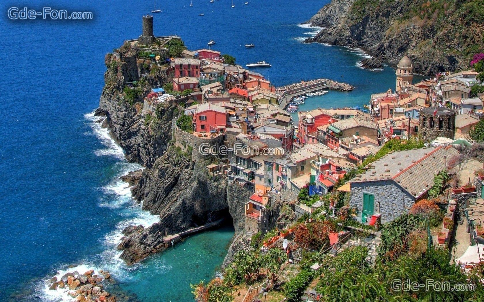 Download wallpaper Vernazza, Italy, Mediterranean, Ligurian Sea