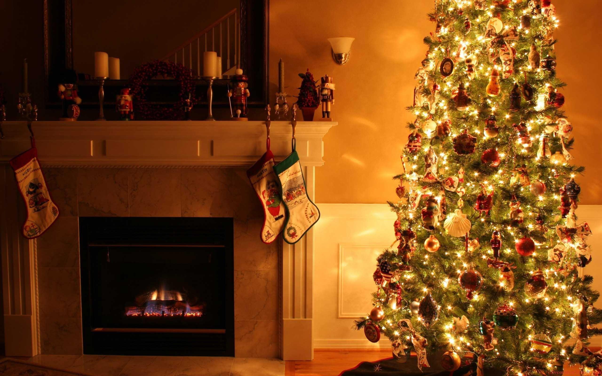 Traditional Christmas Decorations. Best Decoration Ideas