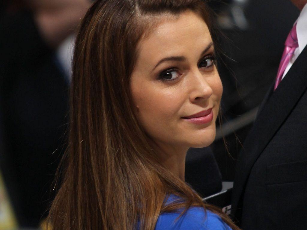 Alyssa Milano Wallpaper Milano Wallpaper