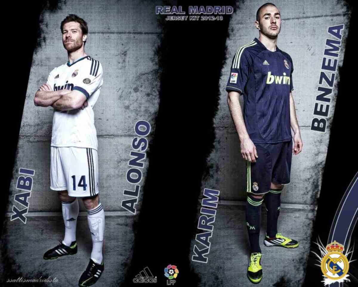 Xabi Alonso And Karim Benzema Real Madrid New Kit 2012 2013 HD