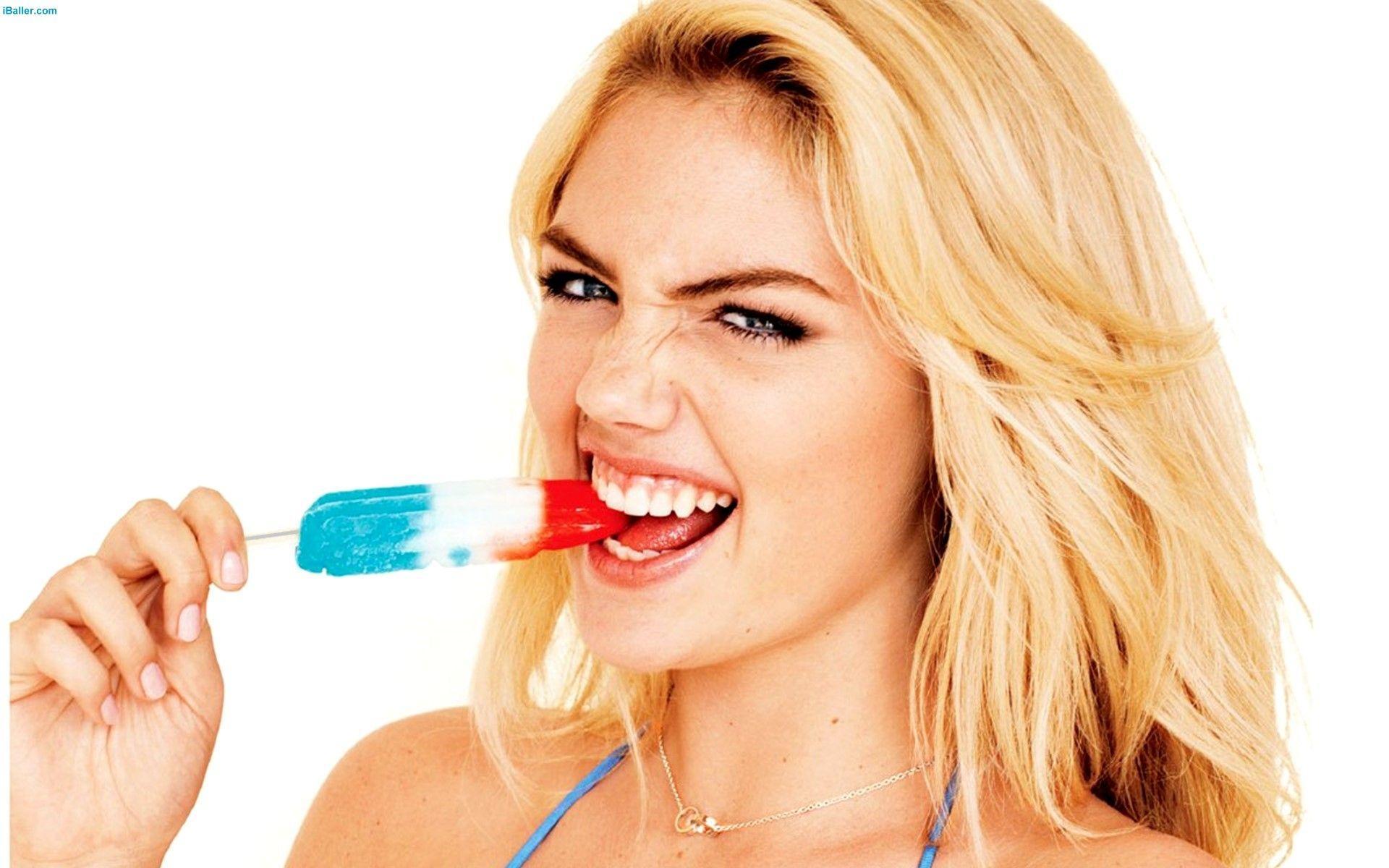 Kate Upton HD wallpaper