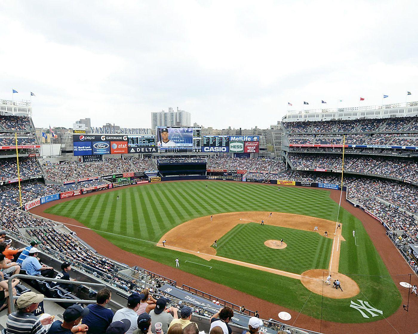 Yankee Stadium Base Side Wallpaper