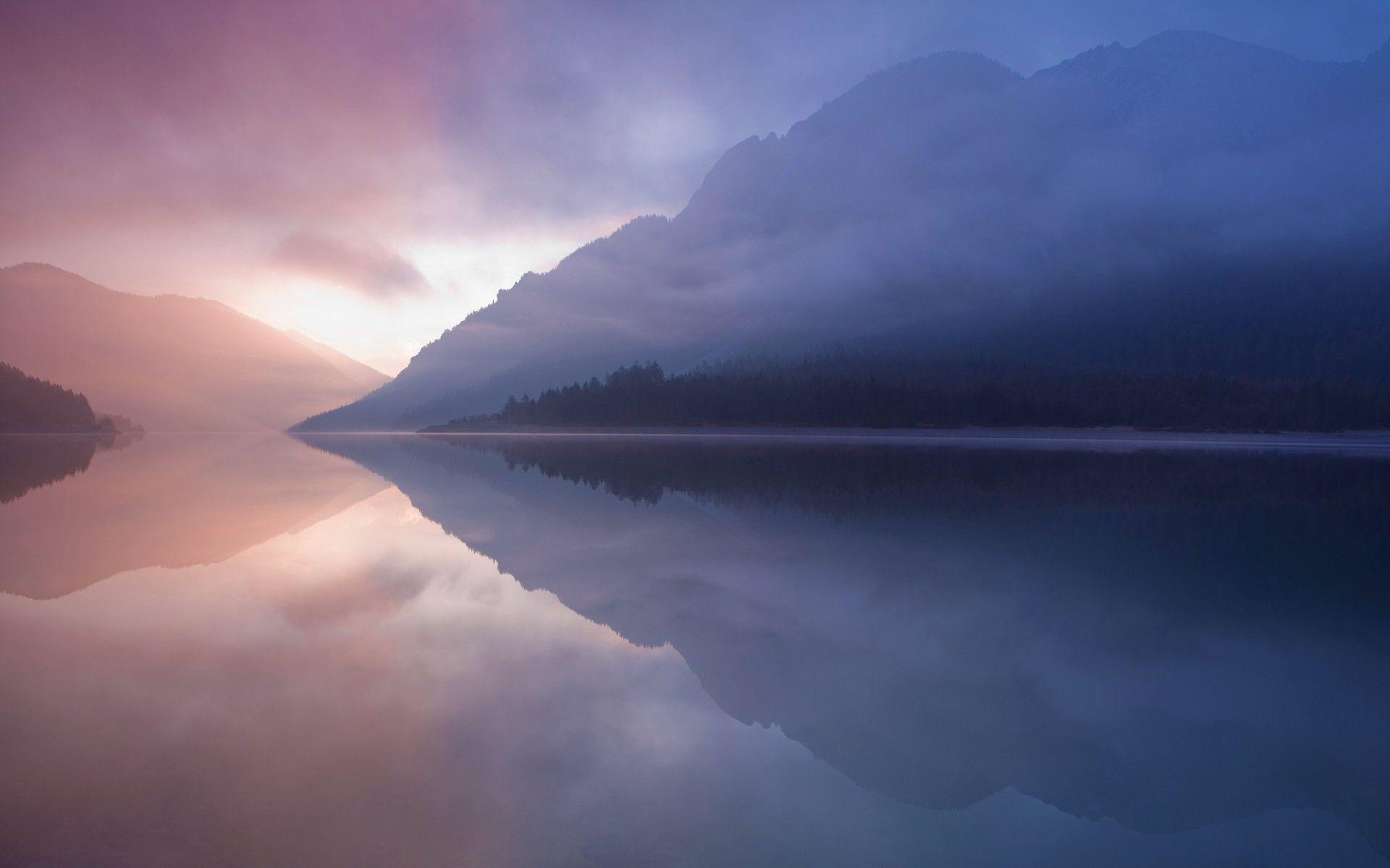 Mac OS X Purple Lake desktop PC and Mac wallpaper