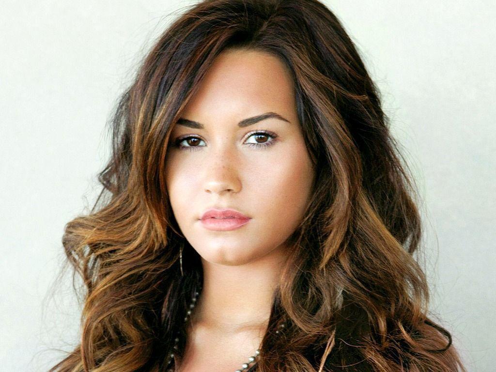 Demi Lovato Wallpaper Photo 35961 HD Picture. Top Background Free