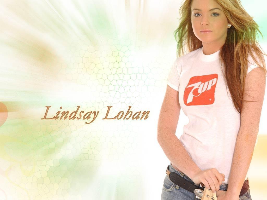 Desktop Wallpaper · Celebrities · Music · Lindsay Lohan Live