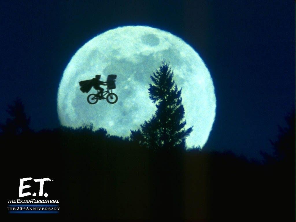 E.T.: The Extra Terrestrial Image E.T Wallpaper HD Wallpaper