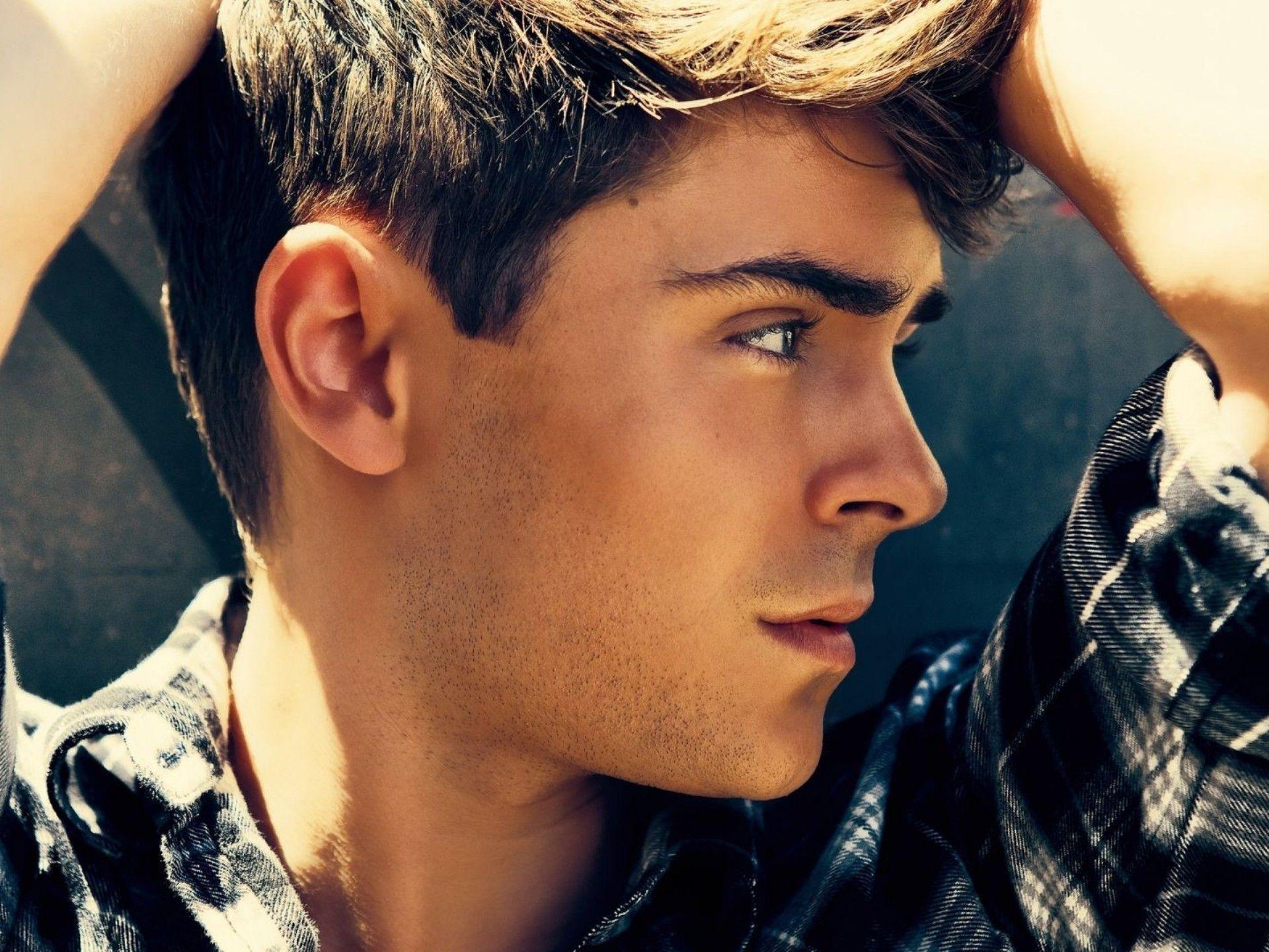 Zac Efron Wallpapers.