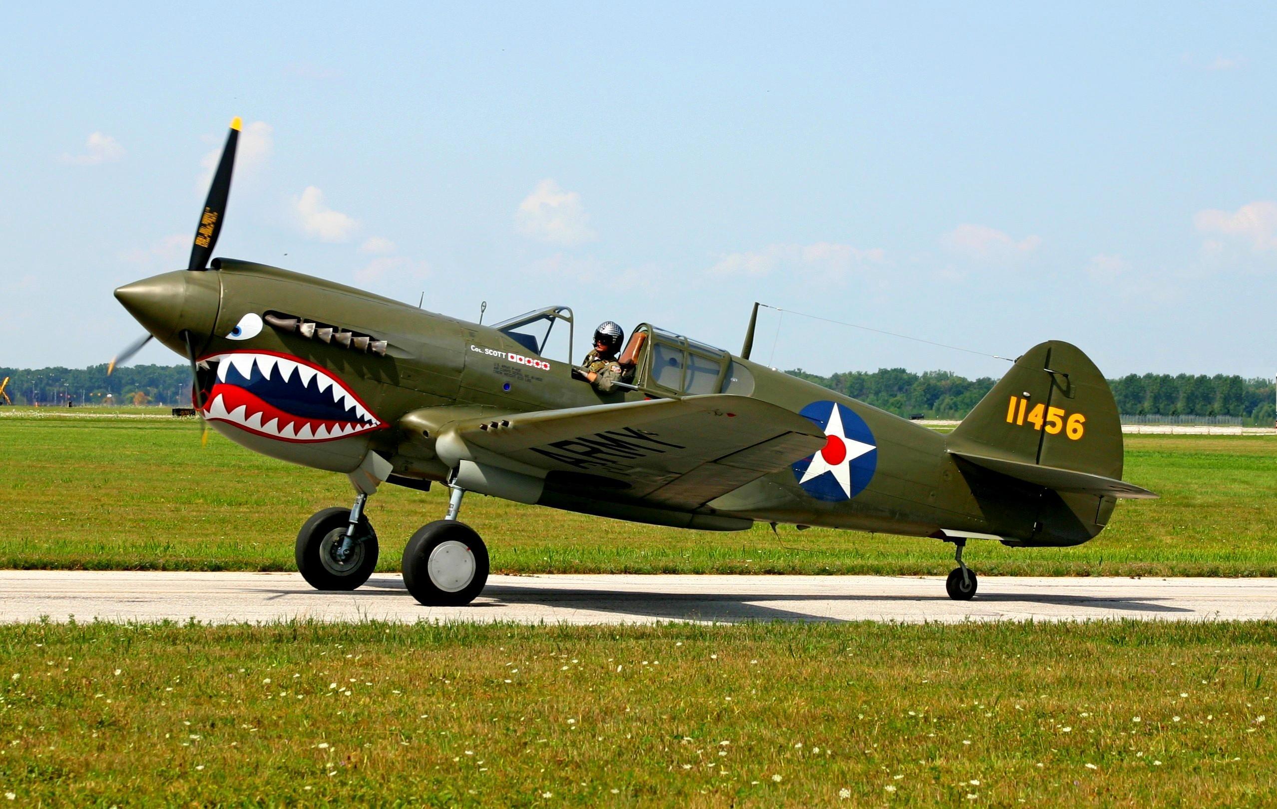 HD Curtiss P 40 Warhawk Wallpaper