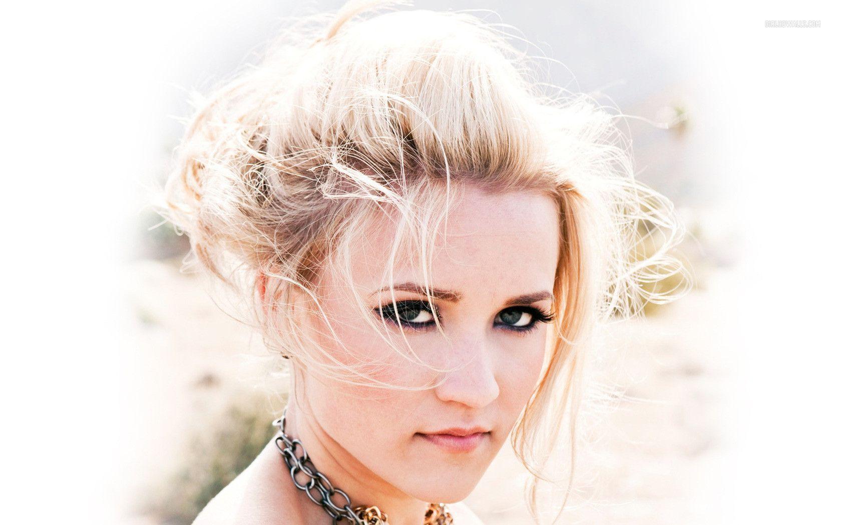 Emily Osment Wallpapers - Wallpaper Cave