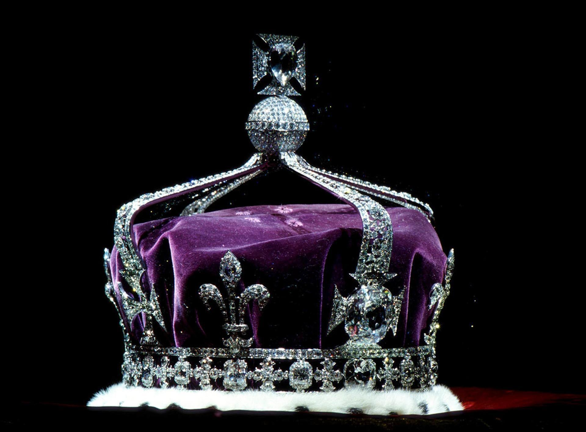 image For > Royal Crown Wallpaper