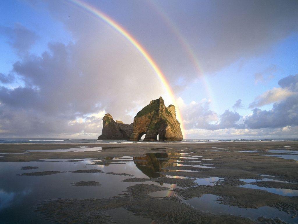 Download Beautiful and Attractive Rainbows wallpaper