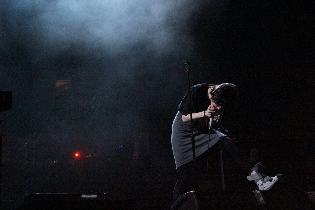 Alice Glass Wallpaper