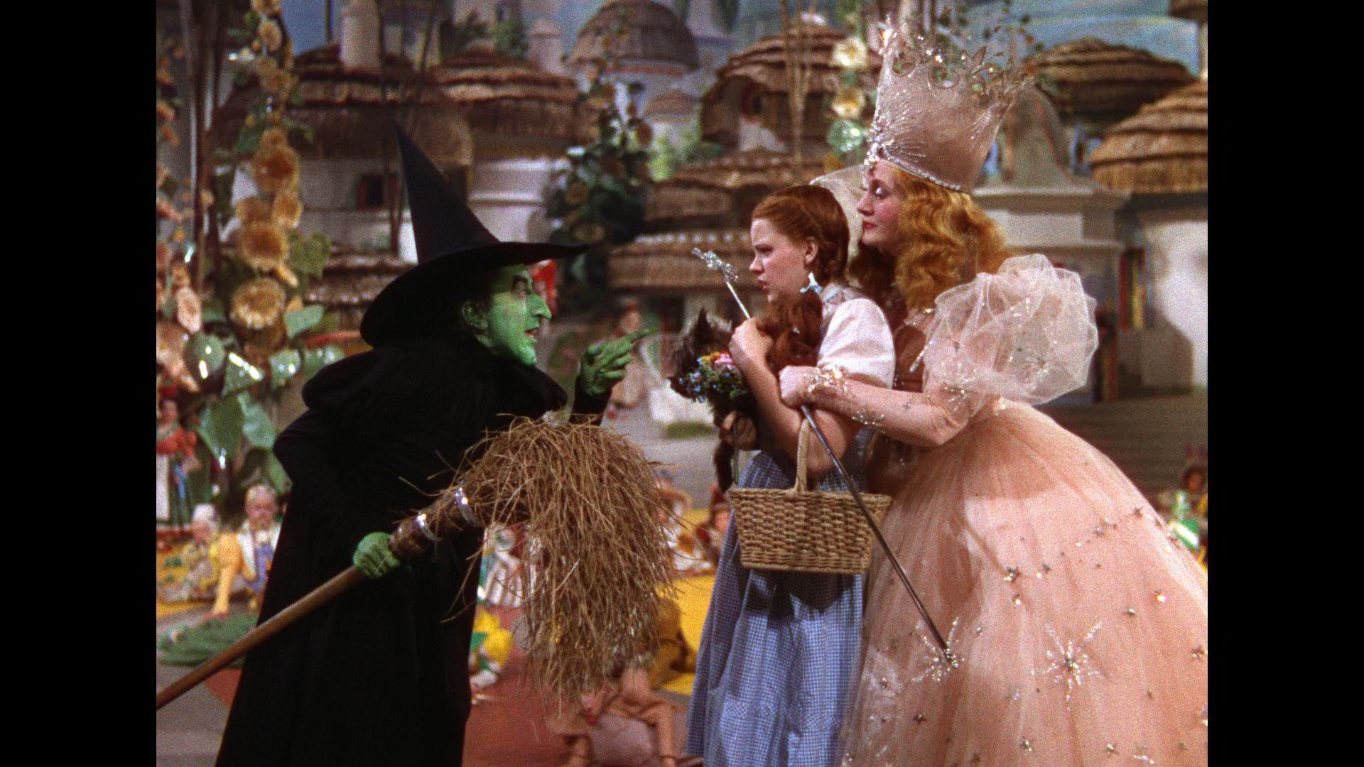image For > The Wizard Of Oz Wallpaper