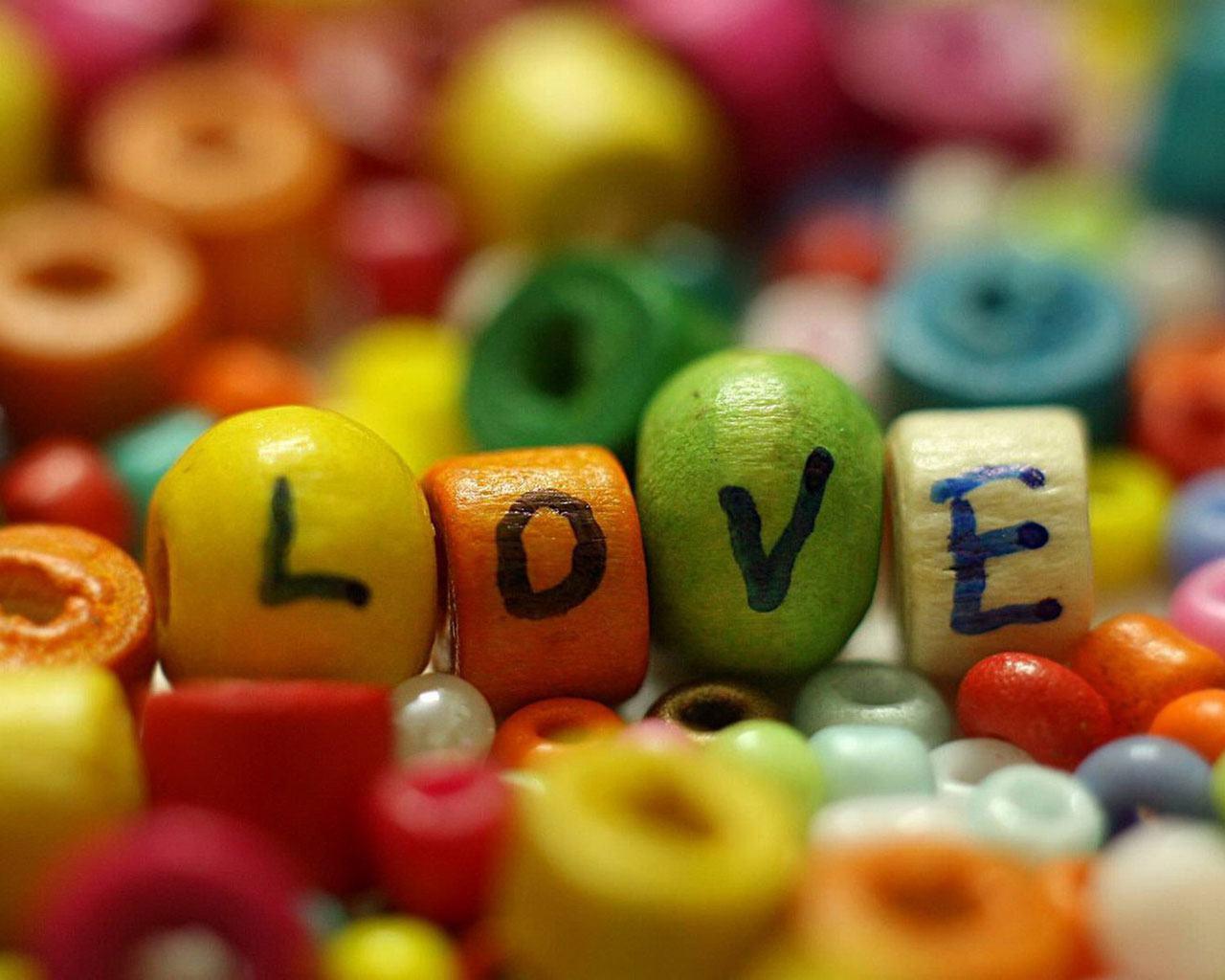 Love Free Background Wallpaper. Free Desk Wallpaper